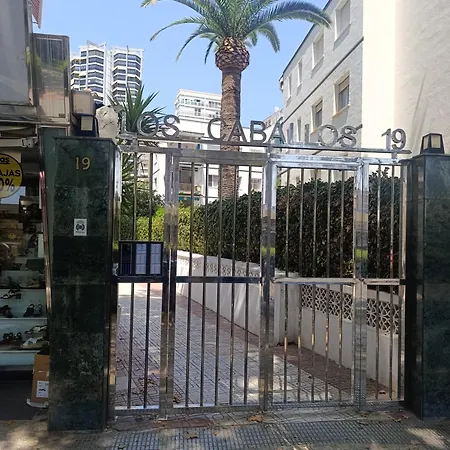 Currus Caballos Appartement *