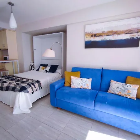 Currus Caballos Appartement *