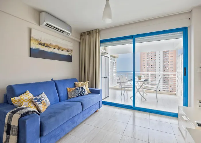Currus Caballos Daire Benidorm